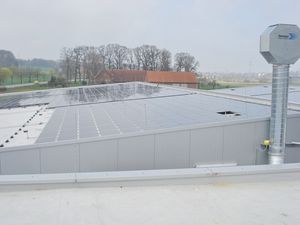 [Translate to English:] 3H-LACKE Dach