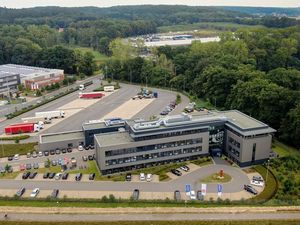 Verwaltung und Logistik